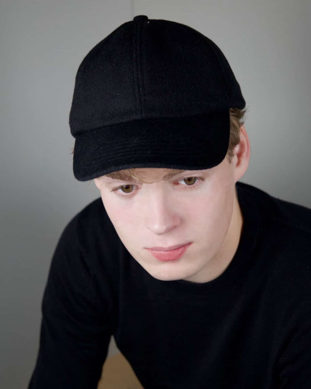 Wool Cashmere Cap - Black